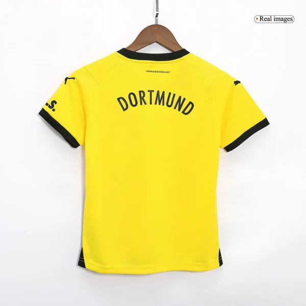 23-24 Kids Borussia Dortmund Home Whole Kit (Jersey+Shorts+Socks) - Image 4
