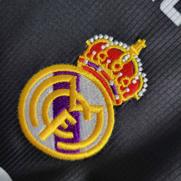 97-98 Real Madrid Retro Soccer Jersey - Image 5