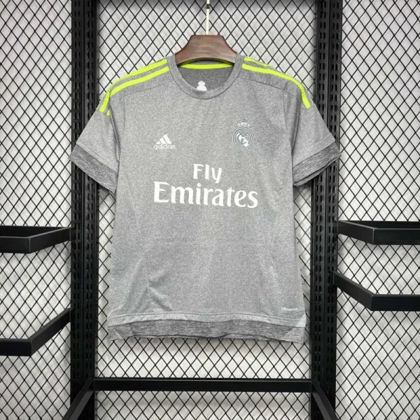 2015-16 Real Madrid Away Retro Jersey Grey - Image 7
