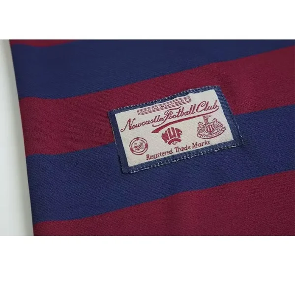 Newcastle Retro Jersey Long Sleeve Away 1995/96 - Image 6