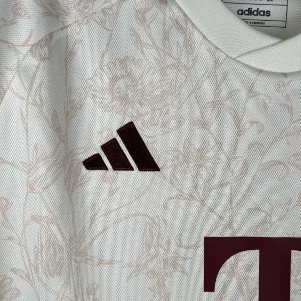 23-24 Bayern Munich Third Jersey - Image 5