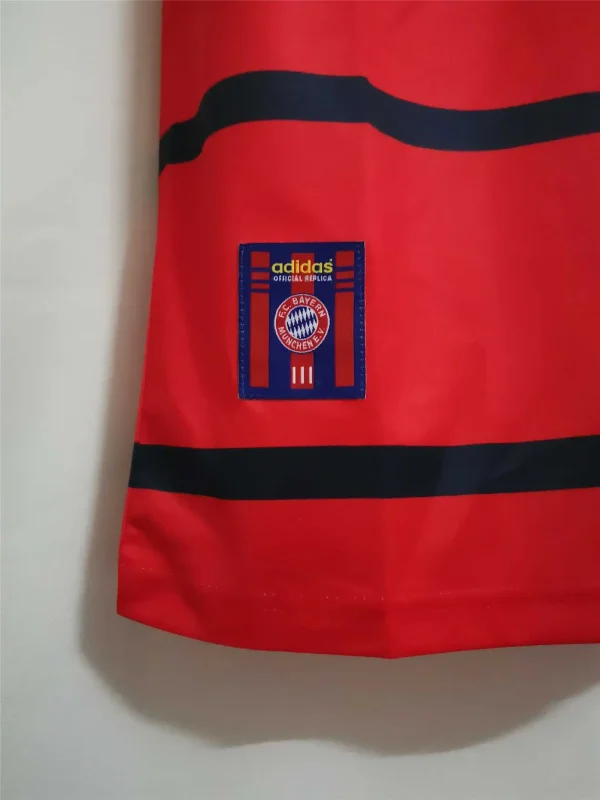 98-00 Bayern Munich Retro Jersey Away - Image 7