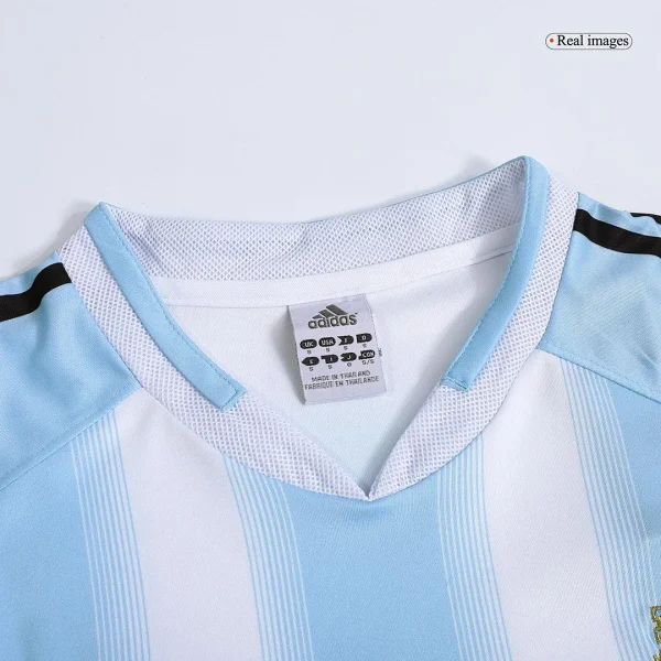 Argentina Retro Home Jersey 2004/05 - Image 3