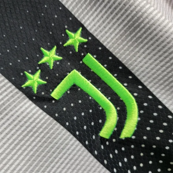 19-20  Retro Juventus X Palace Home Soccer Jerseys Shirt - Image 6