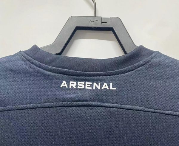 Arsenal Retro  Away Football Shirt 2011/2012 - Image 9