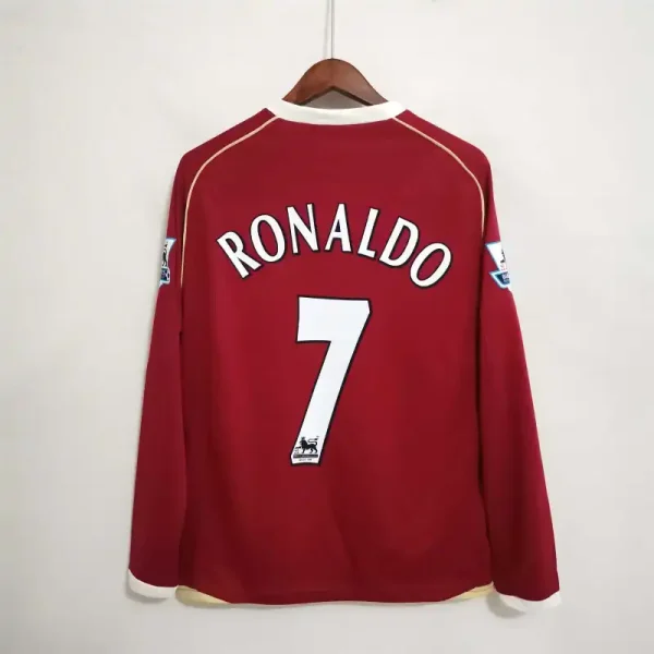 2006/07 Manchester United Retro Jersey Long Sleeve Home - Image 8