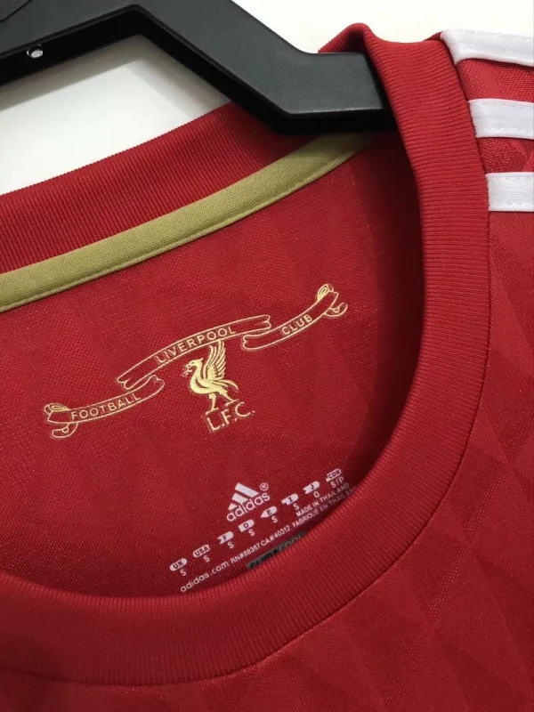 Retro Liverpool FC Home Football Jersey Long Sleeve 2010/2011 - Image 3