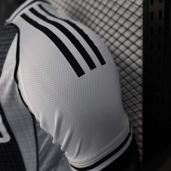 Newcastle United Shirt Home Jersey Player Version 25-26 - Image 7