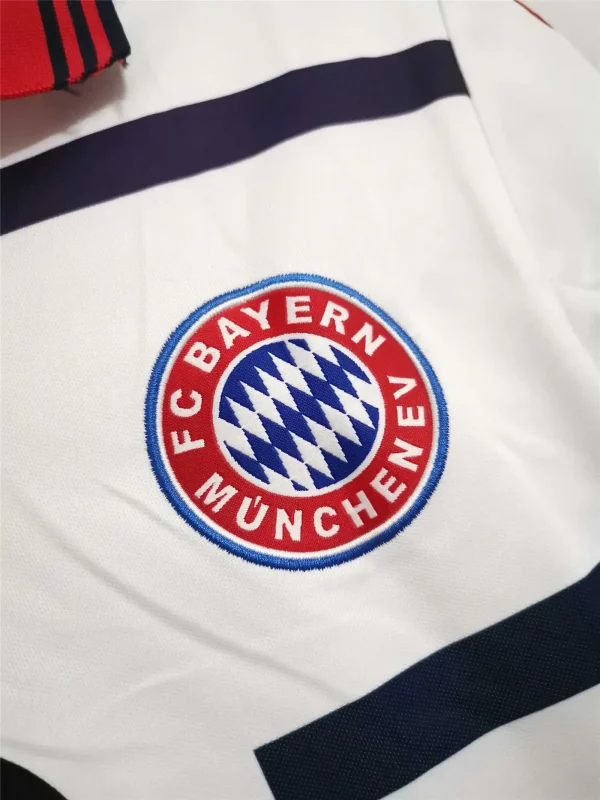 98-00 Bayern Munich Retro Jersey Away - Image 4
