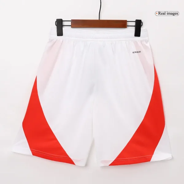 24-25 Manchester United Home Shorts - Image 4