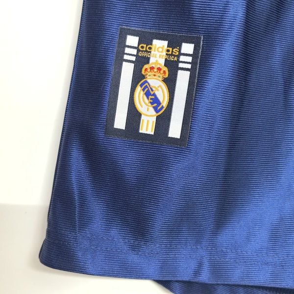 Real Madrid Retro Jersey away Football Shirt 1998-00 - Image 7