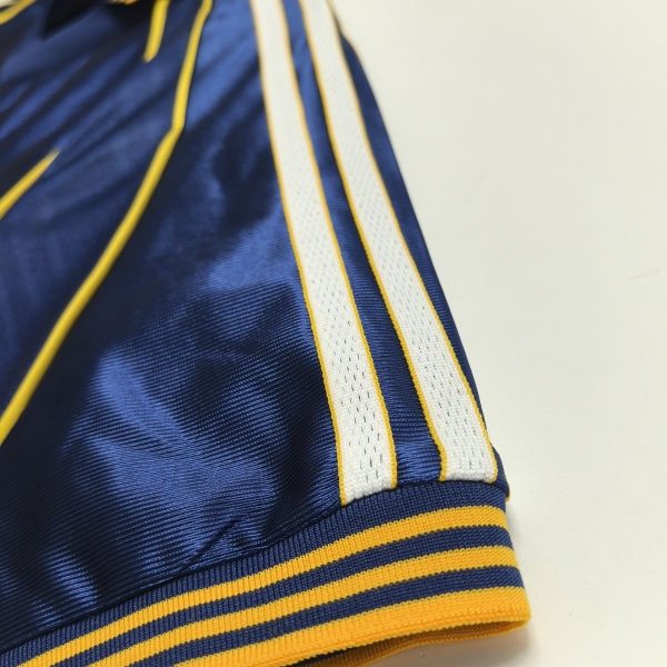 Real Madrid Retro Jersey away Football Shirt 1998-00 - Image 6