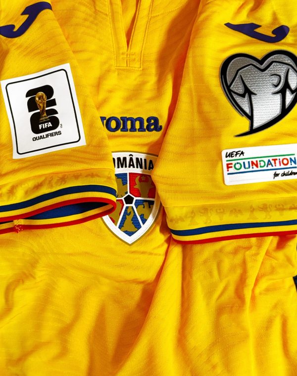 Romania's home football jersey for 2025-26 Fan version - Image 4