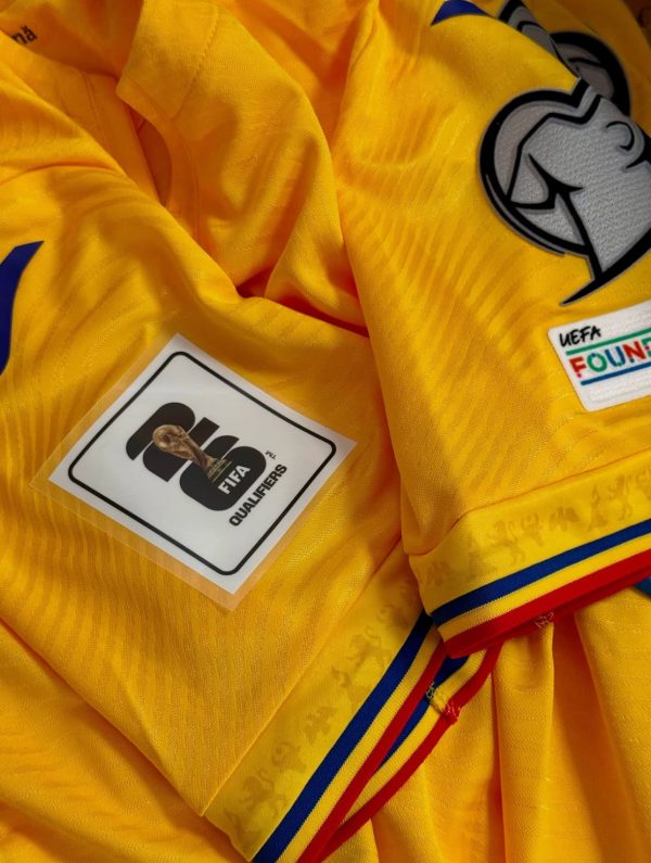 Romania's home football jersey for 2025-26 Fan version - Image 6