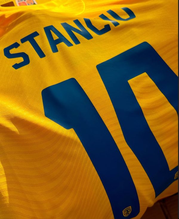 Romania's home football jersey for 2025-26 Fan version - Image 7