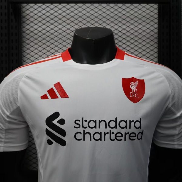Liverpool's second away player edition football jersey for 2025-2026 - Image 3