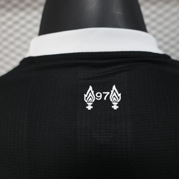 25-26 Liverpool Black Special Player Edition Football Shirt - Image 8