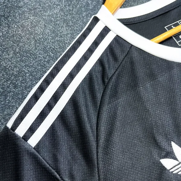 Manchester United Third Goalkeeper Jersey 2024-25 - Image 7