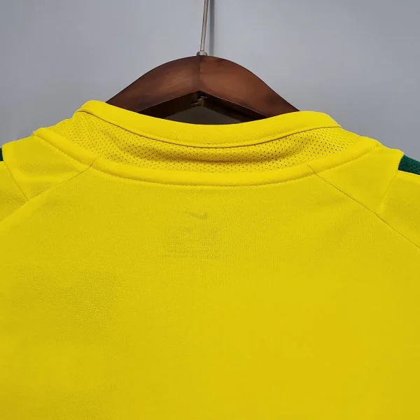 Brazil Retro Jersey Home World Cup 2002 - Image 10