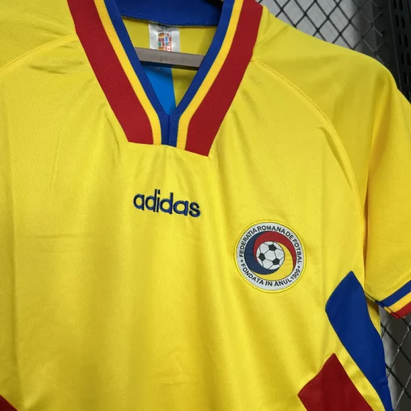 1994 Romania Home Football Retro Jersey - Image 5