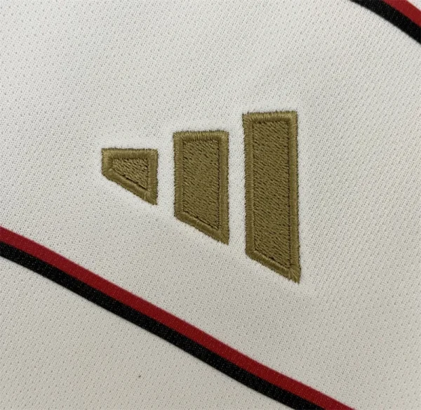 CR Flamengo 2023/24 Away Jersey - Image 7