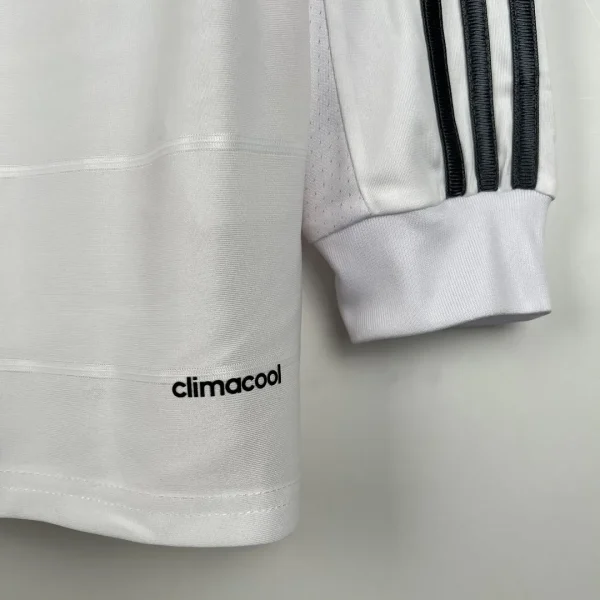 2013/14 Real Madrid Retro Jersey Home Long Sleeve - Image 7