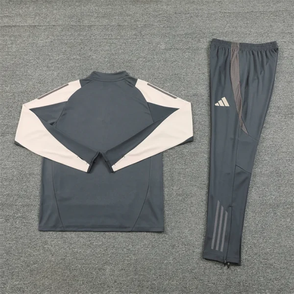 Real Madrid Zipper Sweatshirt Kit(Top+Pants) 2024-25 - Image 3