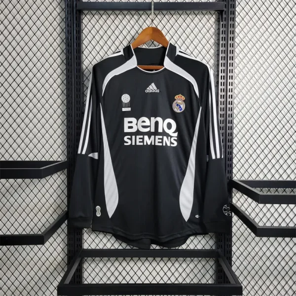 06-07 Real Madrid Away Retro Jersey Long Sleeve - Image 11