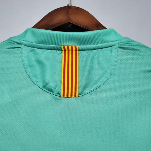 10-11 Barcelona Home Retro Jersey - Image 7