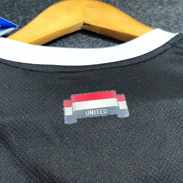 Manchester United Third Goalkeeper Jersey 2024-25 - Image 9