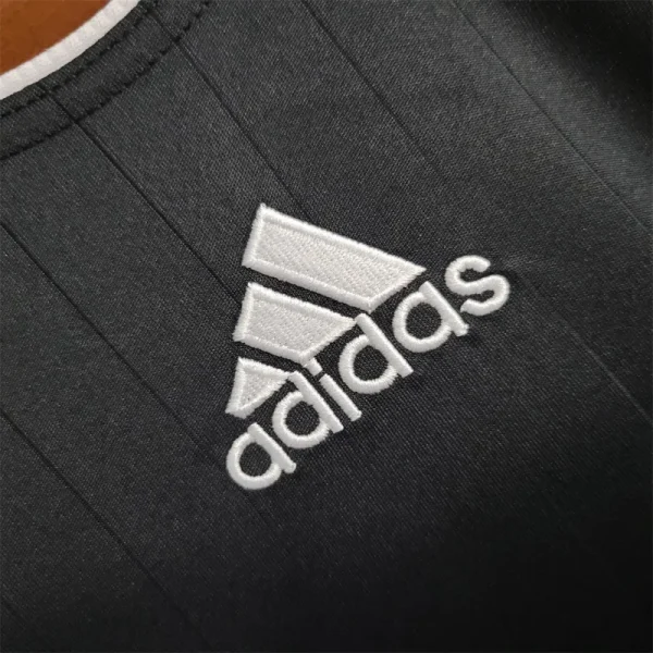 06-07 Real Madrid Away Retro Jersey Long Sleeve - Image 7