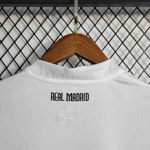 2010-11 Real Madrid Home Retro Jersey - Image 9