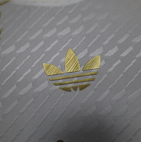 2025-26 Real Madrid Special Edition White Player Version - Image 4