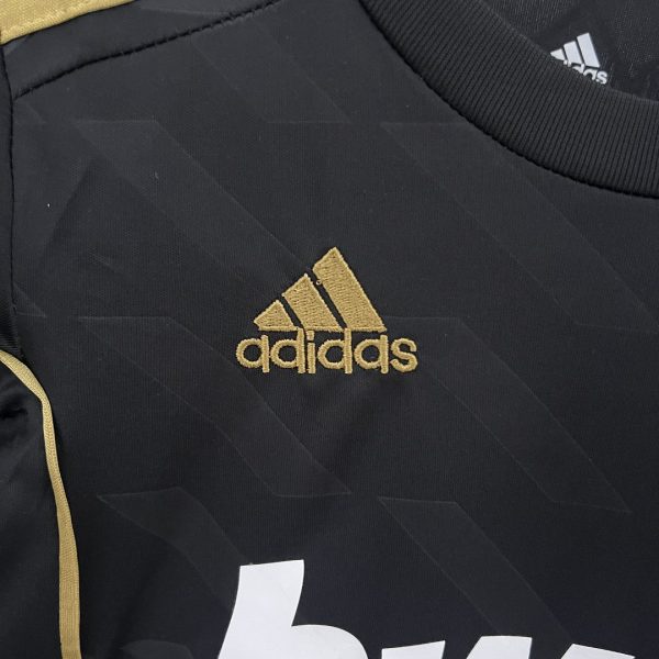 Real Madrid 11-12 Away Retro Kids Kit Football Jersey - Image 5