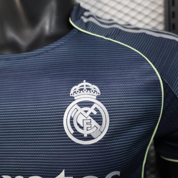 Real Madrid Away Soccer Jersey Player Version Shirt 25-26 - Image 4