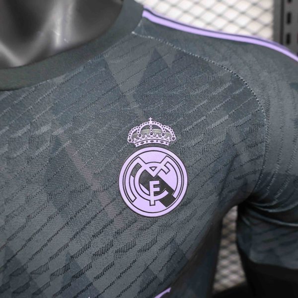 24-25 Real Madrid Special Edition Black  Player Version - Image 5