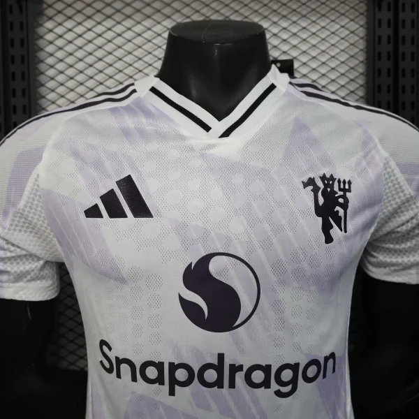 Manchester United Away Football Shirt 2025/2026 Player Version - Image 3