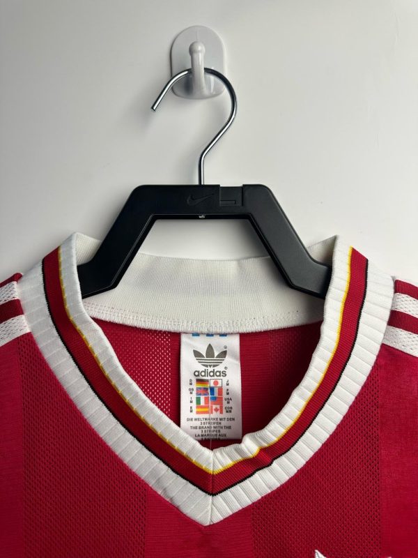 Retro Liverpool Home Football Jersey Long Sleeve 1995/1996 - Image 3