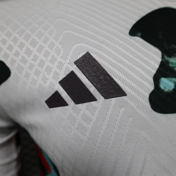 2024-25 Bayern Munich Home Player Version Soccer Jersey - Image 4