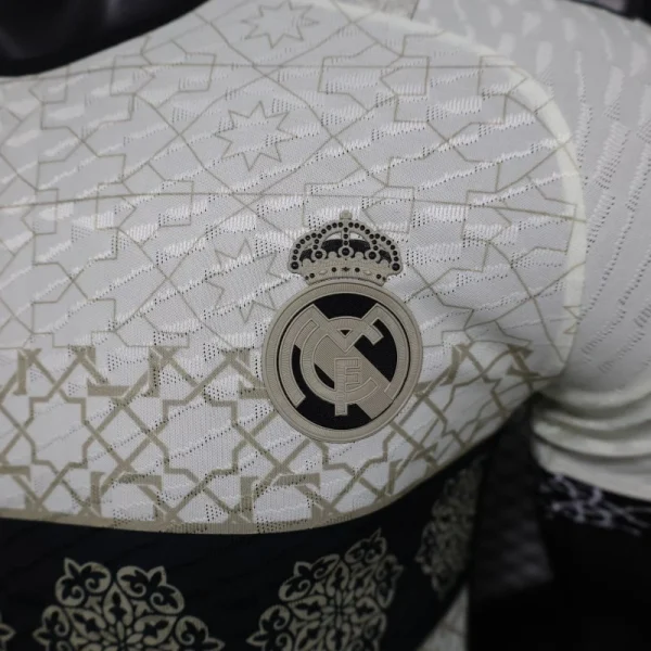 2024/25 Real Madrid Home Jersey Player Version - Image 5
