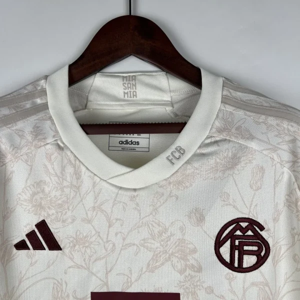 23-24 Bayern Munich Third Jersey - Image 3