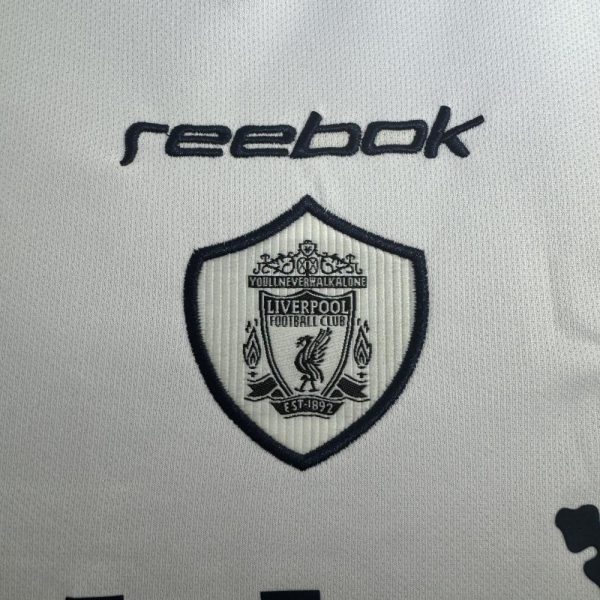 Retro Liverpool Away Football Jersey 2001/2002 - Image 4