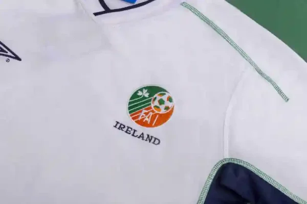 Ireland World Cup 2002 Retro Jersey Away - Image 4