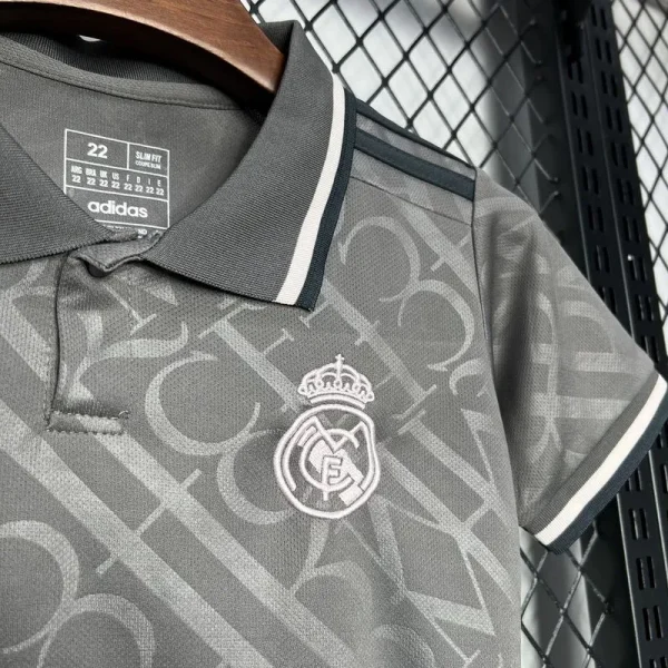 Real Madrid 24-25 Third Away Grey Kids Kits Jersey+Shorts - Image 5