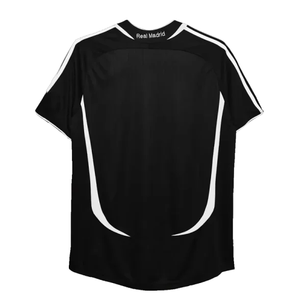 2006/07 Real Madrid Retro Away Jersey - Image 2