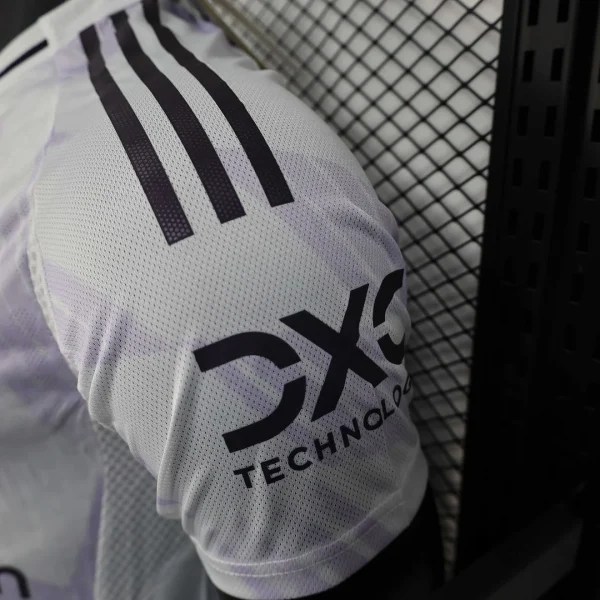 Manchester United Away Football Shirt 2025/2026 Player Version - Image 7