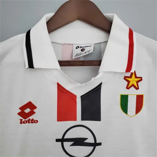 AC Milan BAGGIO #18 Retro Jersey Away 1996/97 - Image 4