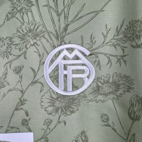 23-24 Bayern Munich Wiesn Oktoberfest Jersey - Image 4