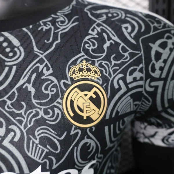 2024/25 Real Madrid player special edition Black football jersey - Image 4