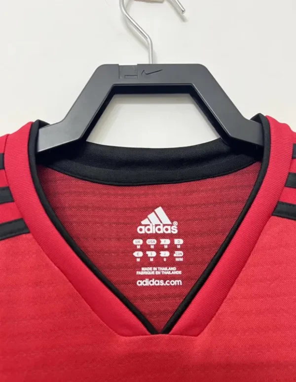 18-19 Manchester United Retro Jersey Home - Image 5